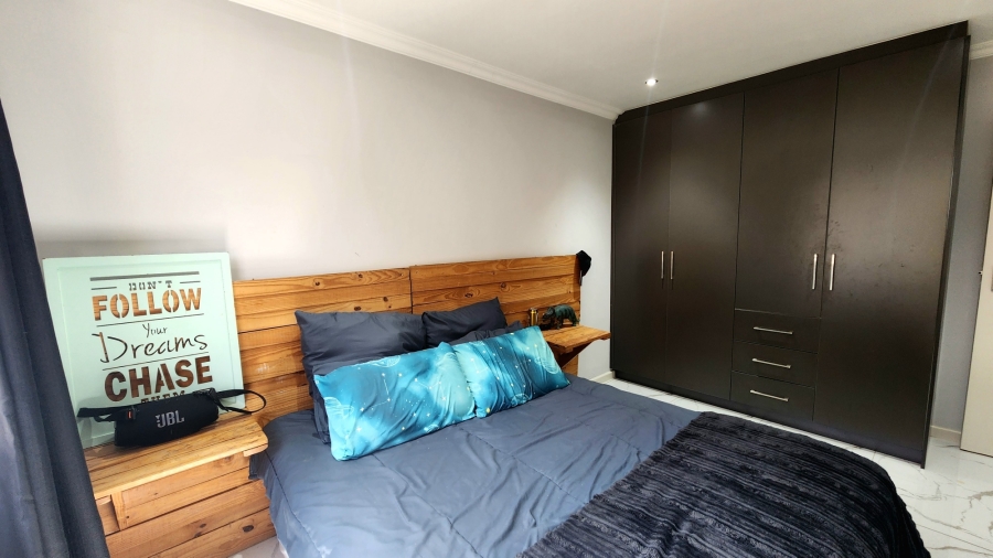 3 Bedroom Property for Sale in Hartenbos Heuwels Western Cape